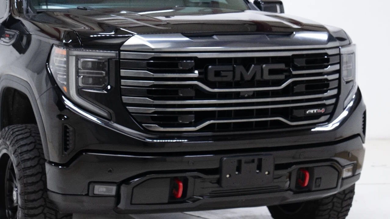 2022 GMC Sierra 5th Gen - Image 9 of 12
