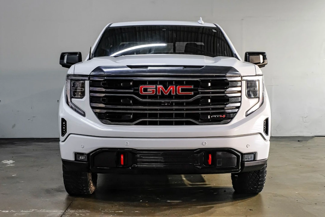 2022 GMC Sierra 5th Gen - Image 5 of 12