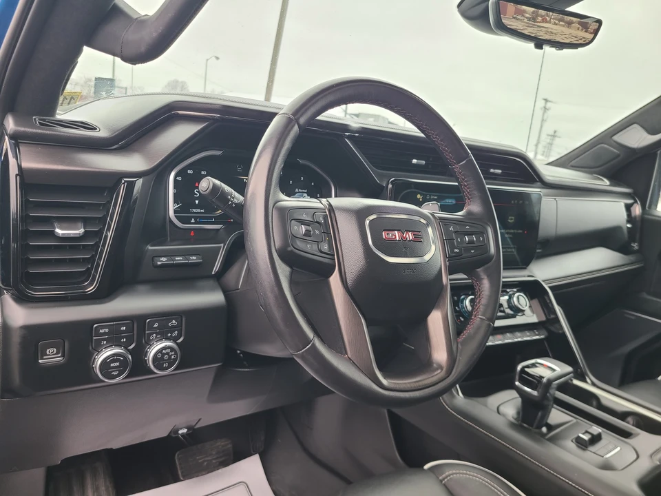 2022 GMC Sierra 5th Gen - Image 9 of 21
