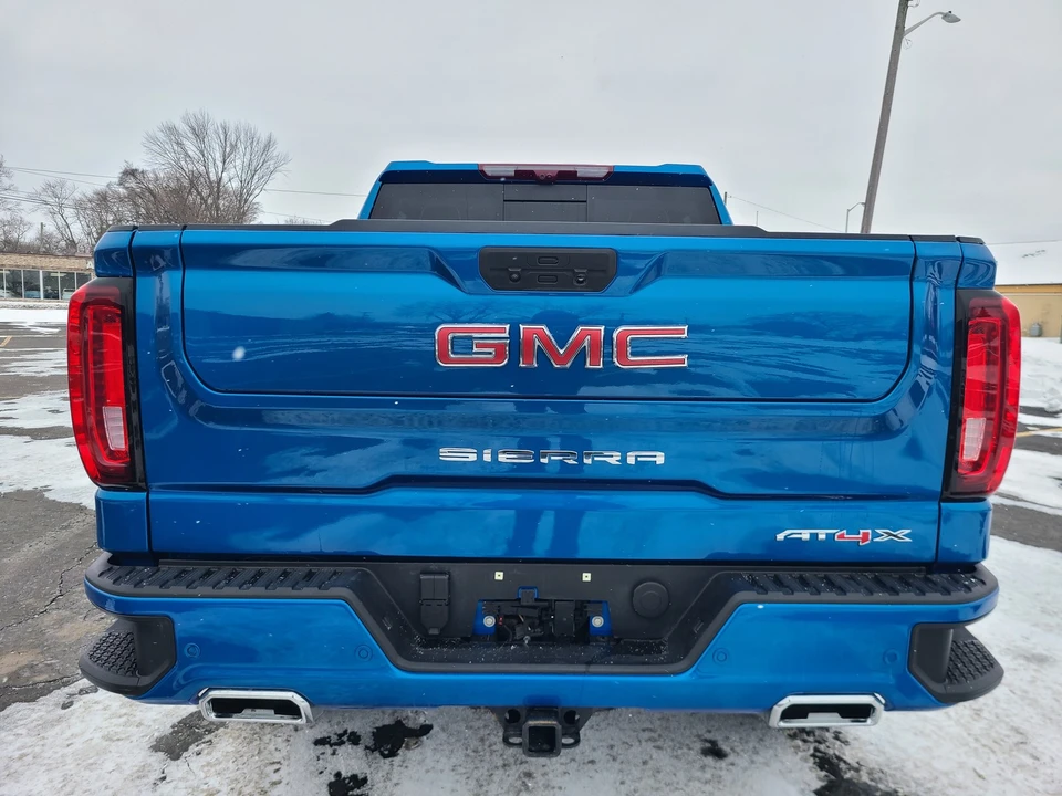 2022 GMC Sierra 5th Gen - Image 4 of 21