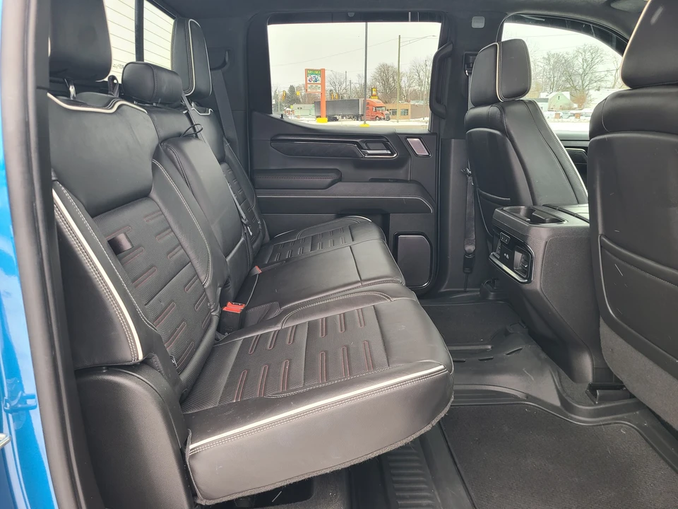 2022 GMC Sierra 5th Gen - Image 15 of 21