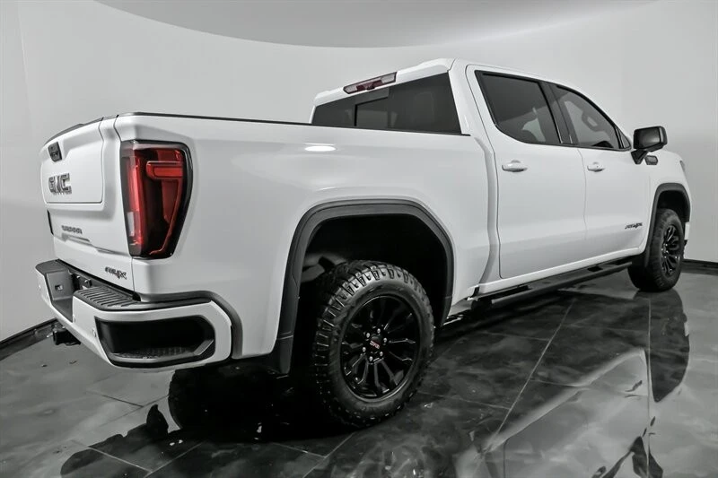 2022 GMC Sierra 5th Gen - Image 9 of 12