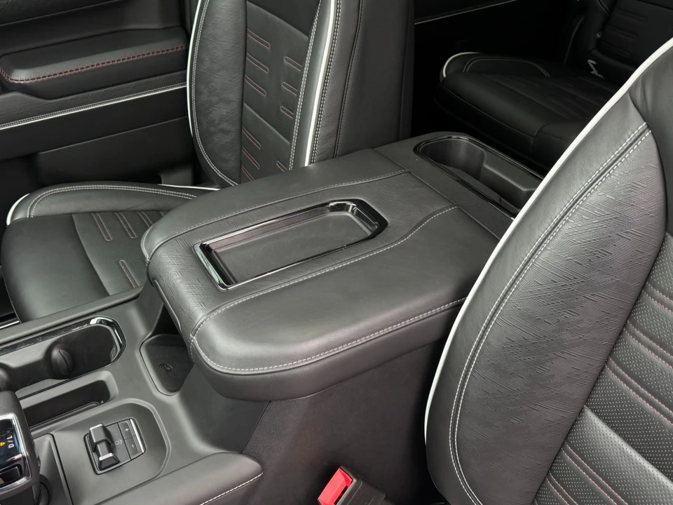 2022 GMC Sierra 5th Gen - Image 19 of 21