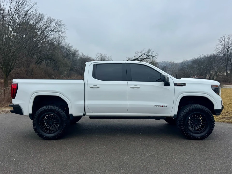 2022 GMC Sierra 5th Gen - Image 7 of 21