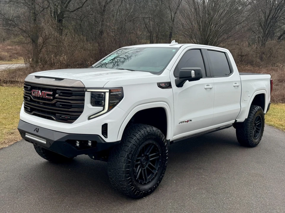 2022 GMC Sierra 5th Gen - Image 2 of 21