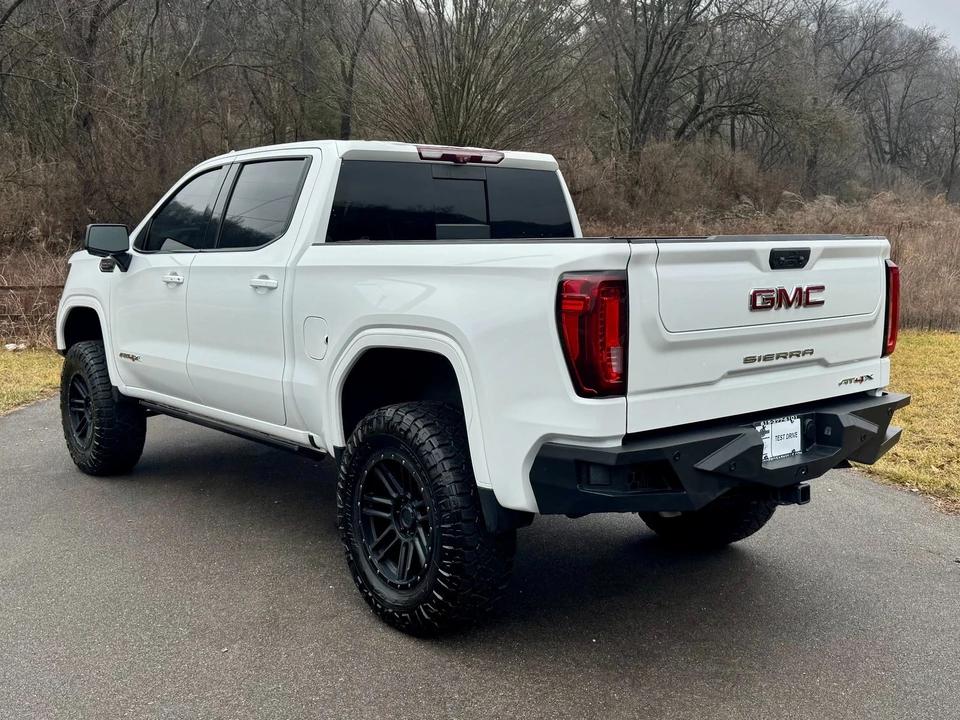 2022 GMC Sierra 5th Gen - Image 4 of 21