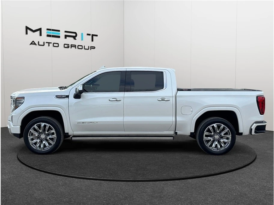 2022 GMC Sierra 5th Gen - Image 5 of 21