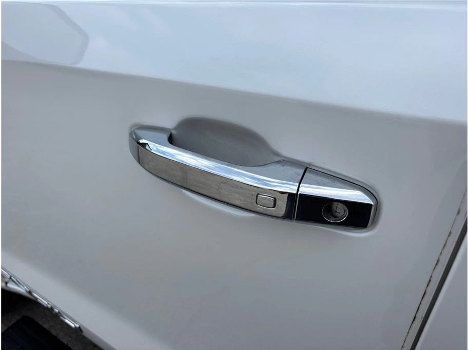 2022 GMC Sierra 5th Gen - Image 20 of 21
