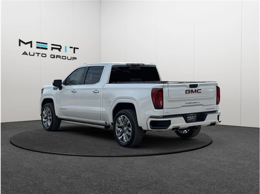 2022 GMC Sierra 5th Gen - Image 7 of 21
