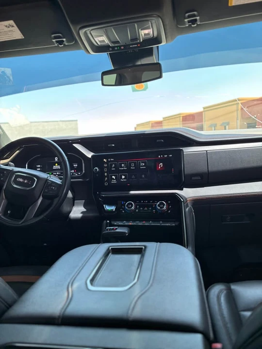 2022 GMC Sierra 5th Gen - Image 8 of 11