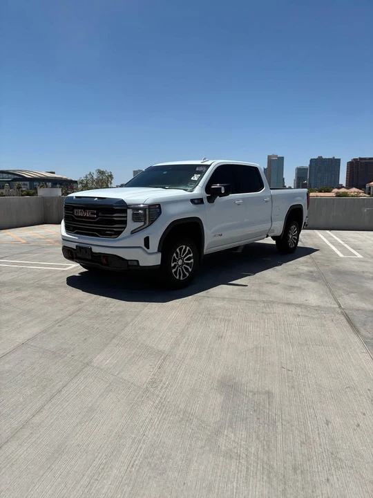 2022 GMC Sierra 5th Gen - Image 7 of 11