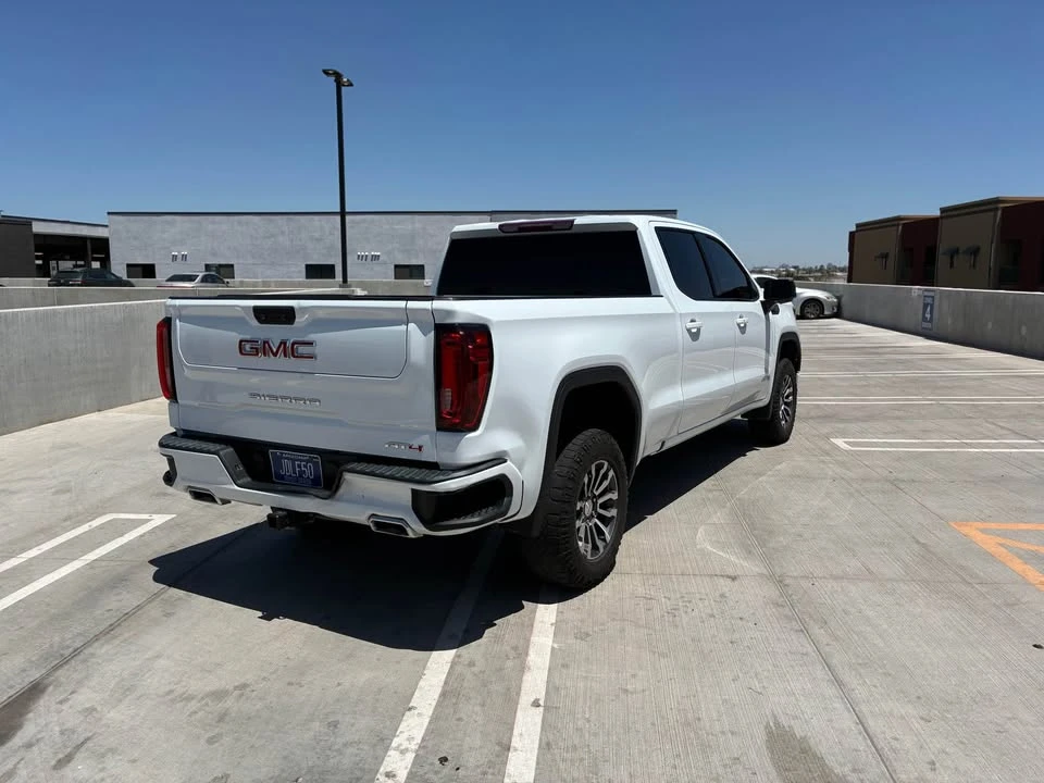 2022 GMC Sierra 5th Gen - Image 5 of 11