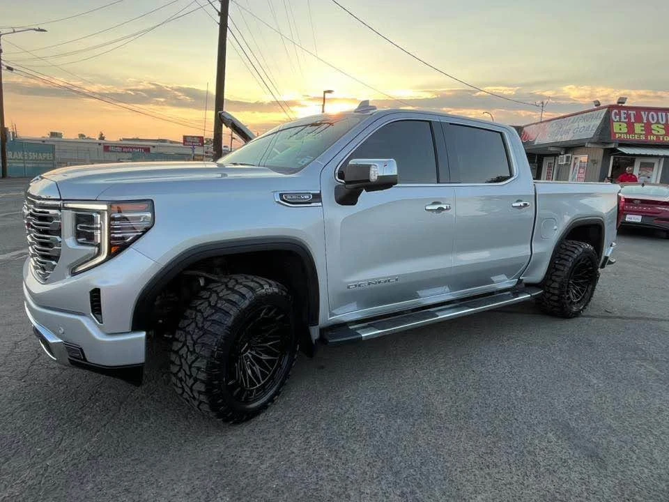 2022 GMC Sierra 5th Gen - Image 3 of 10