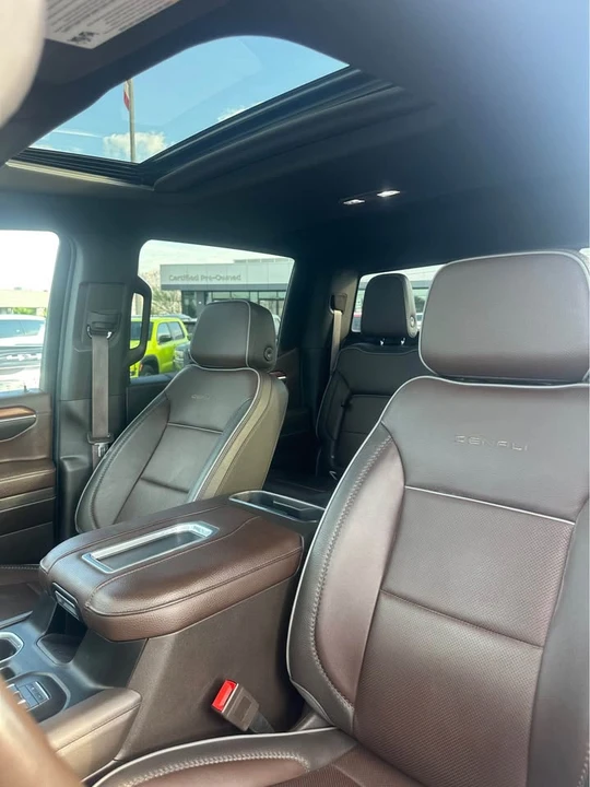 2022 GMC Sierra 5th Gen - Image 4 of 8