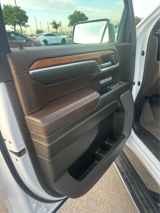 2022 GMC Sierra 5th Gen - Image 7 of 8