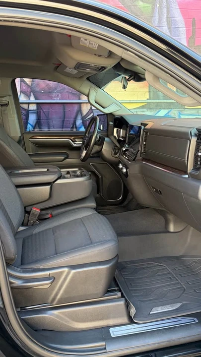 2022 GMC Sierra 5th Gen - Image 12 of 17