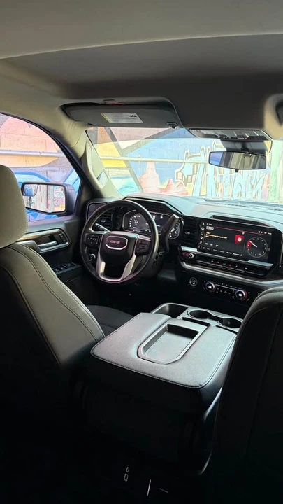 2022 GMC Sierra 5th Gen - Image 14 of 17