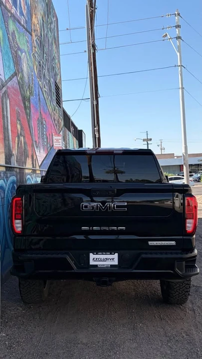 2022 GMC Sierra 5th Gen - Image 11 of 17