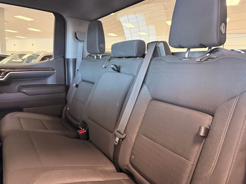 2022 GMC Sierra 5th Gen - Image 16 of 17