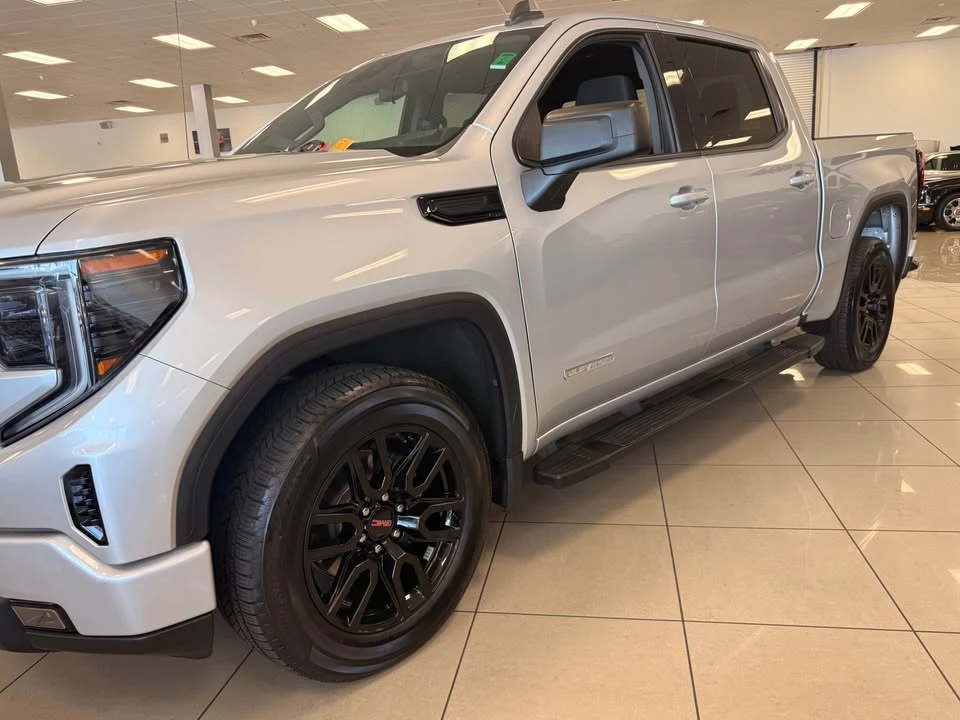 2022 GMC Sierra 5th Gen - Image 3 of 17