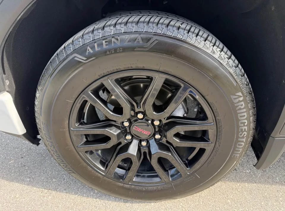 2022 GMC Sierra 5th Gen - Image 7 of 13