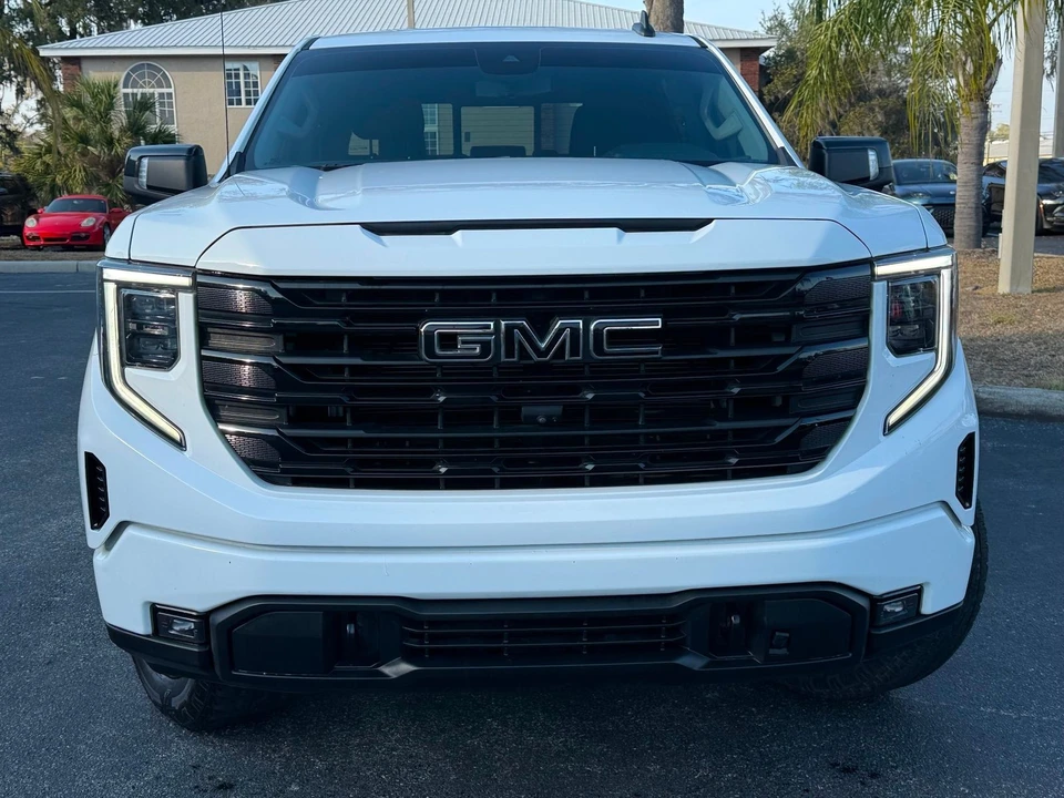 2022 GMC Sierra 5th Gen - Image 5 of 12