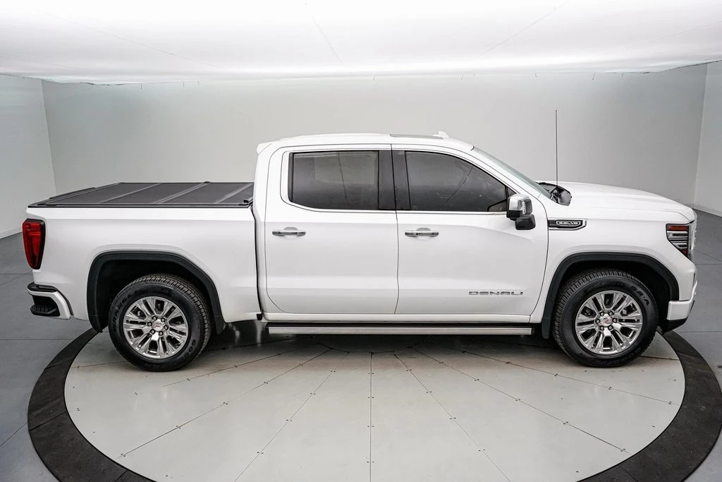 2022 GMC Sierra 5th Gen - Image 4 of 21