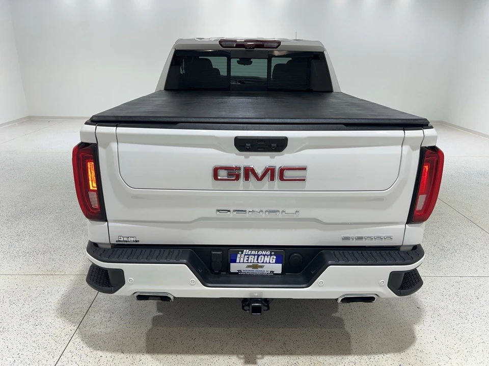 2022 GMC Sierra 5th Gen - Image 4 of 12