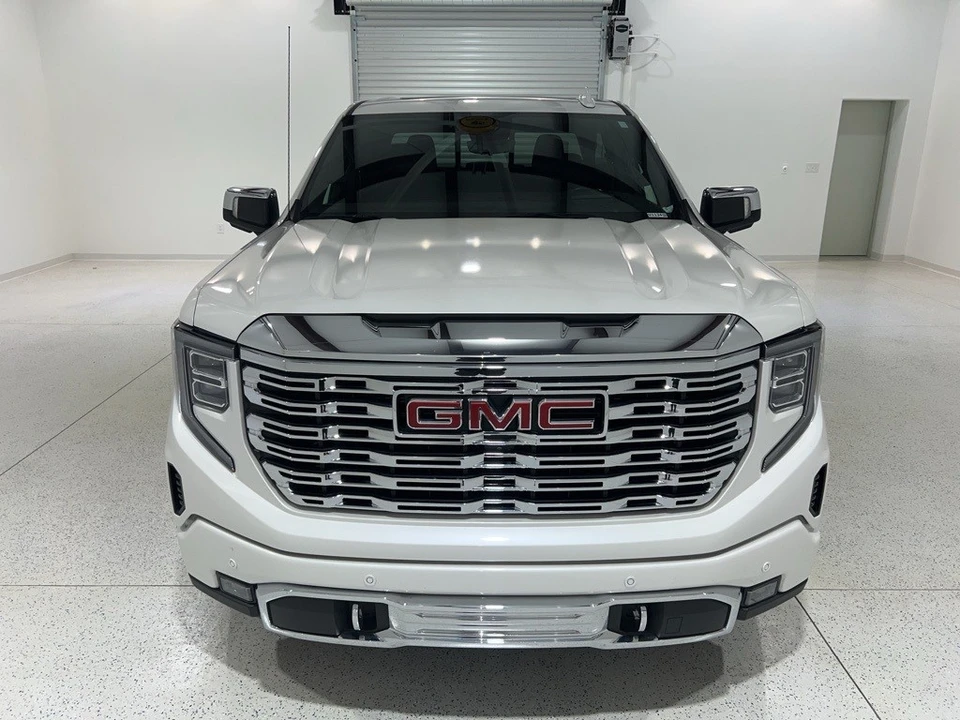 2022 GMC Sierra 5th Gen - Image 8 of 12