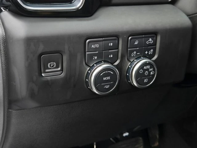 2022 GMC Sierra 5th Gen - Image 18 of 21