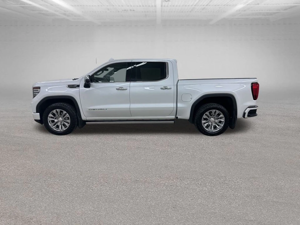 2022 GMC Sierra 5th Gen - Image 8 of 12
