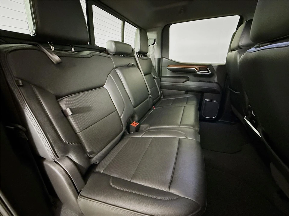 2022 GMC Sierra 5th Gen - Image 17 of 21