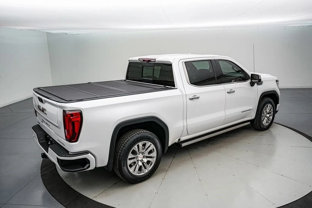2022 GMC Sierra 5th Gen - Image 5 of 21