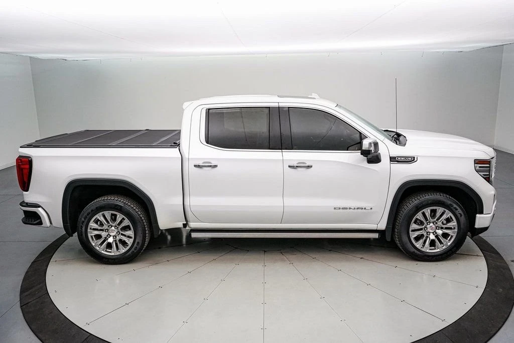 2022 GMC Sierra 5th Gen - Image 4 of 21