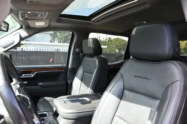 2022 GMC Sierra 5th Gen - Image 11 of 21