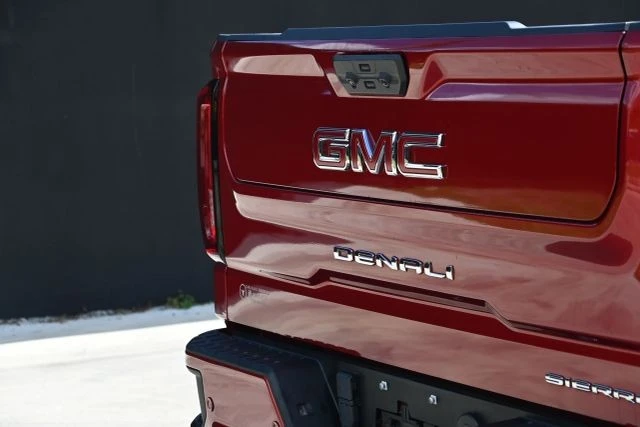 2022 GMC Sierra 5th Gen - Image 8 of 21