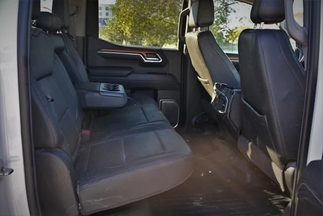 2022 GMC Sierra 5th Gen - Image 13 of 16