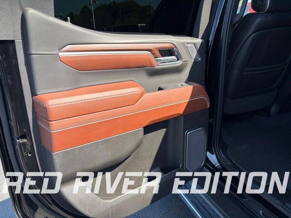 2022 GMC Sierra 5th Gen - Image 11 of 21