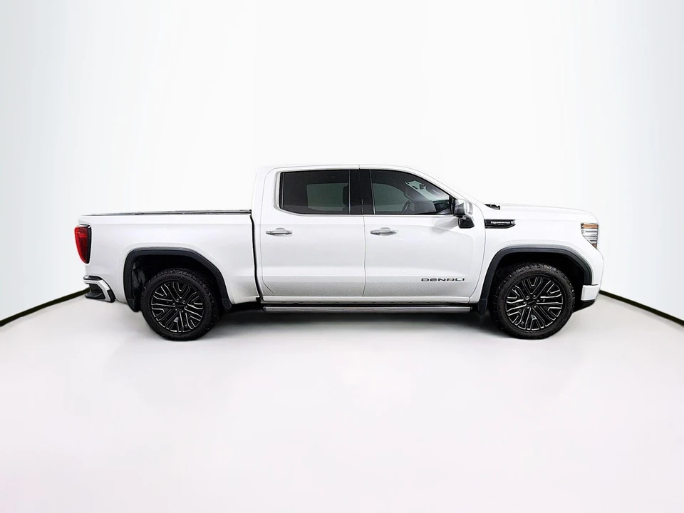 2022 GMC Sierra 5th Gen - Image 9 of 12
