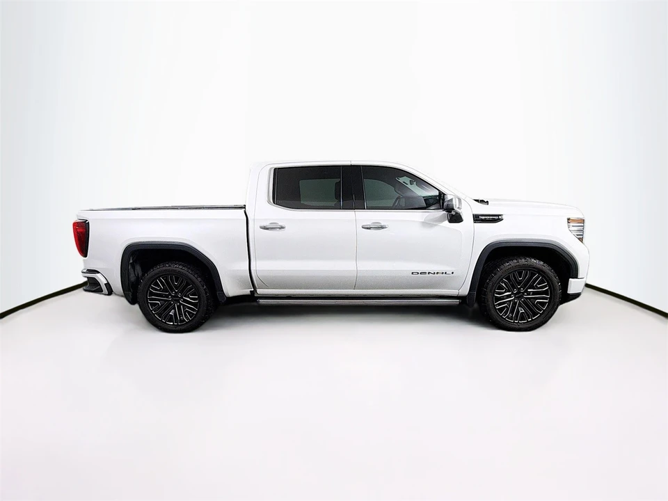 2022 GMC Sierra 5th Gen - Image 9 of 12
