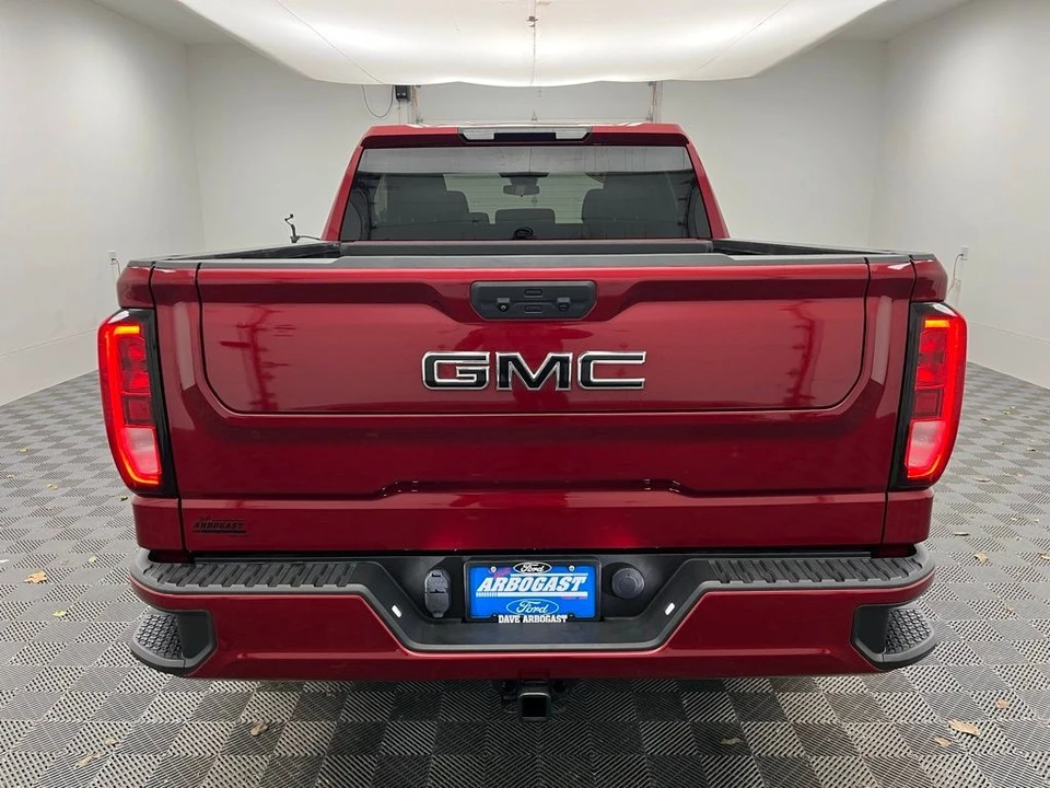 2022 GMC Sierra 5th Gen - Image 9 of 12