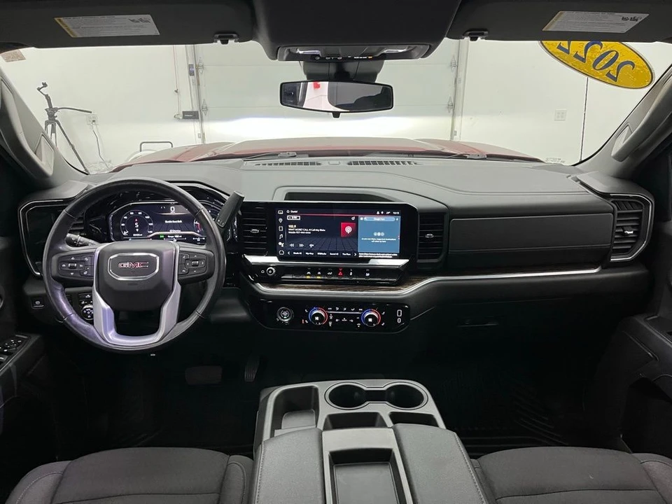 2022 GMC Sierra 5th Gen - Image 2 of 12