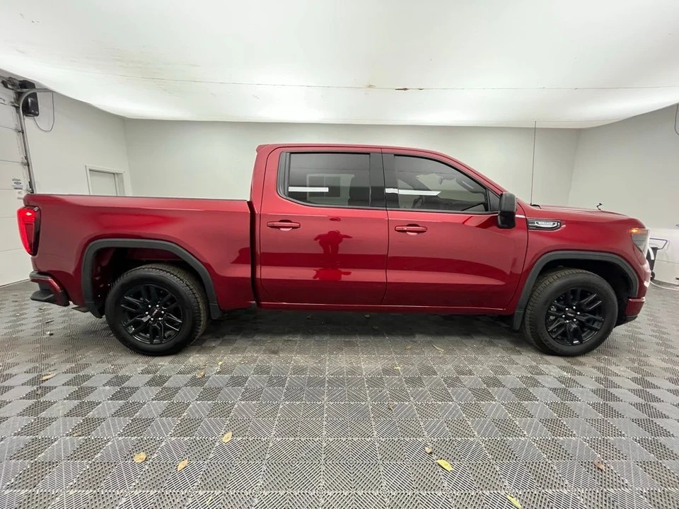 2022 GMC Sierra 5th Gen - Image 7 of 12