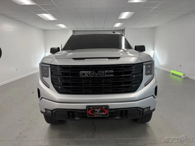 2022 GMC Sierra 5th Gen - Image 2 of 12
