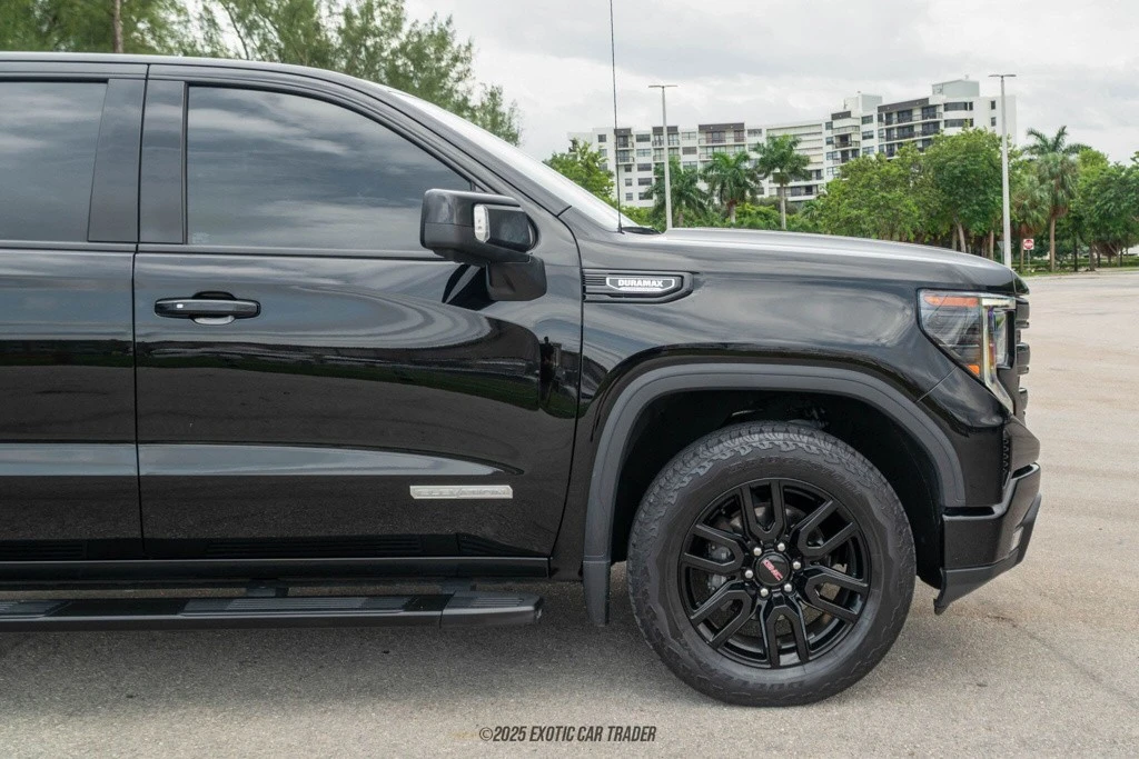2022 GMC Sierra 5th Gen - Image 11 of 12
