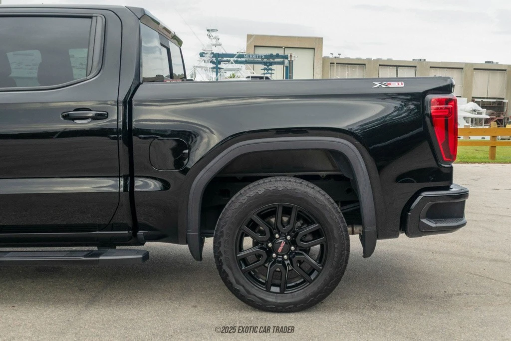 2022 GMC Sierra 5th Gen - Image 5 of 12