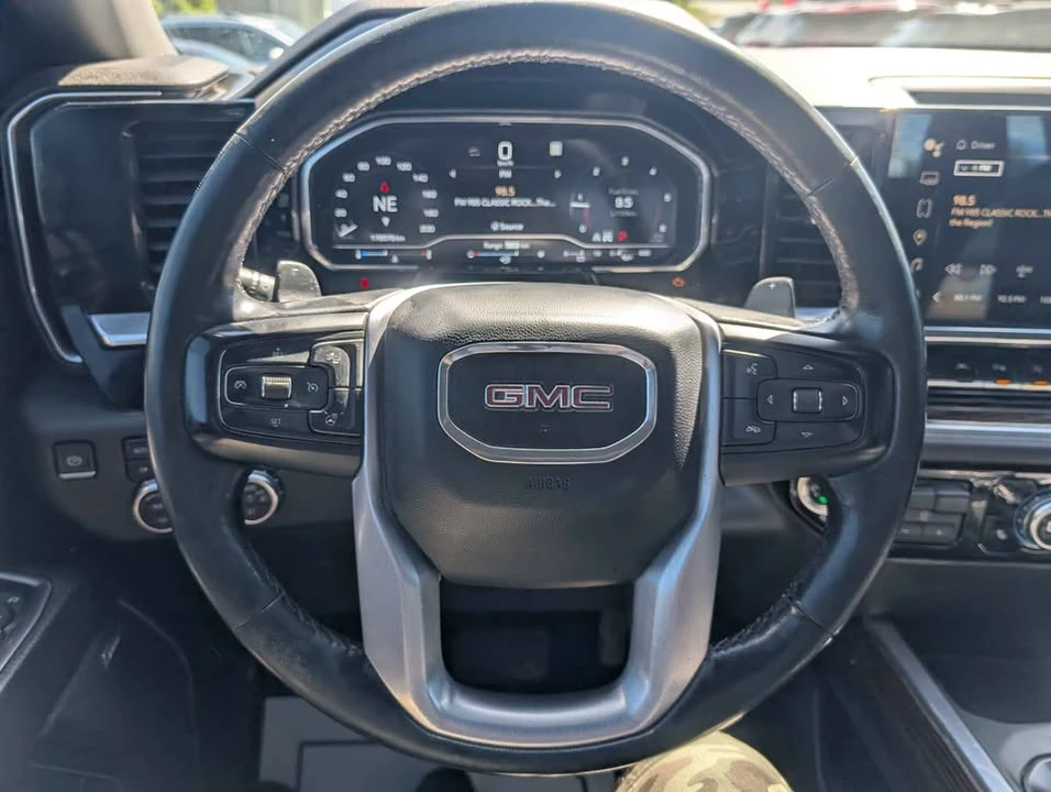 2022 GMC Sierra 5th Gen - Image 7 of 12