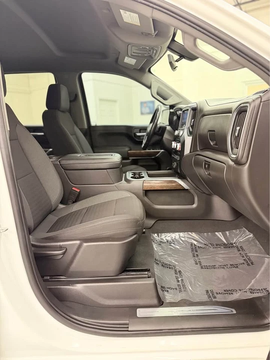 2022 GMC Sierra 5th Gen - Image 15 of 21