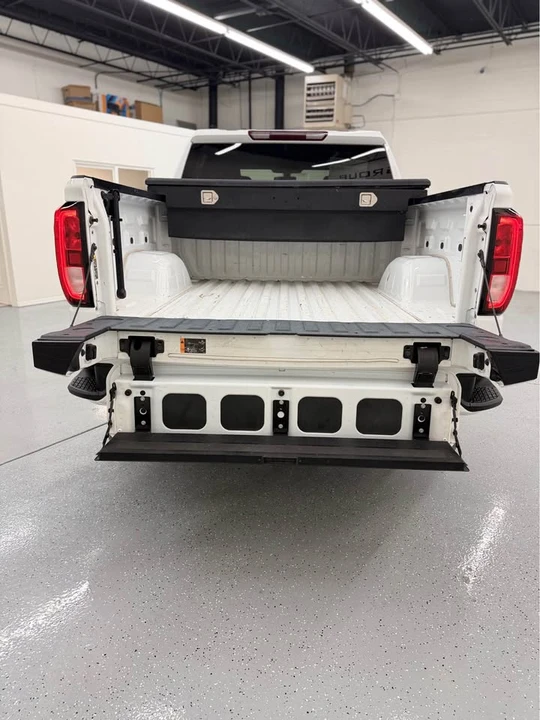 2022 GMC Sierra 5th Gen - Image 16 of 21
