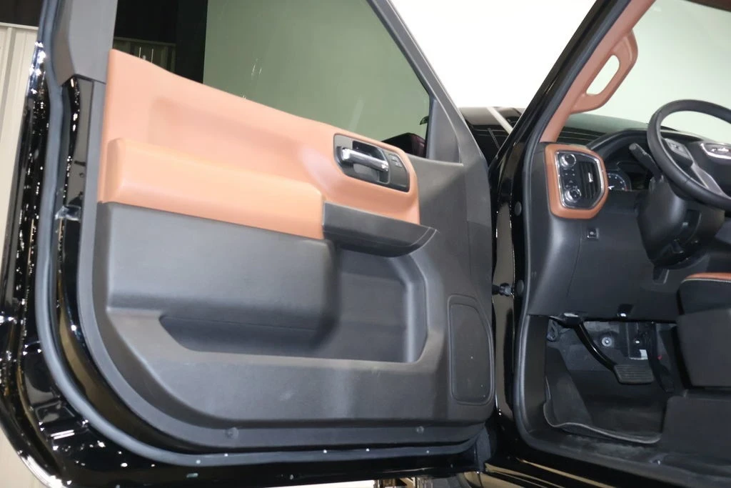 2022 GMC Sierra 5th Gen - Image 19 of 21